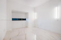 No PH 5004 - 650 NE 32nd St